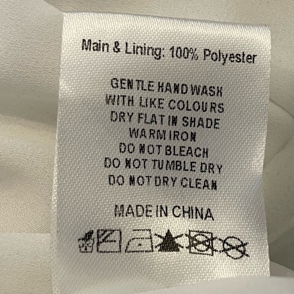 WHITE FOX White Ribbed Bustier Crop Top. Size XS - Picture 6 of 9